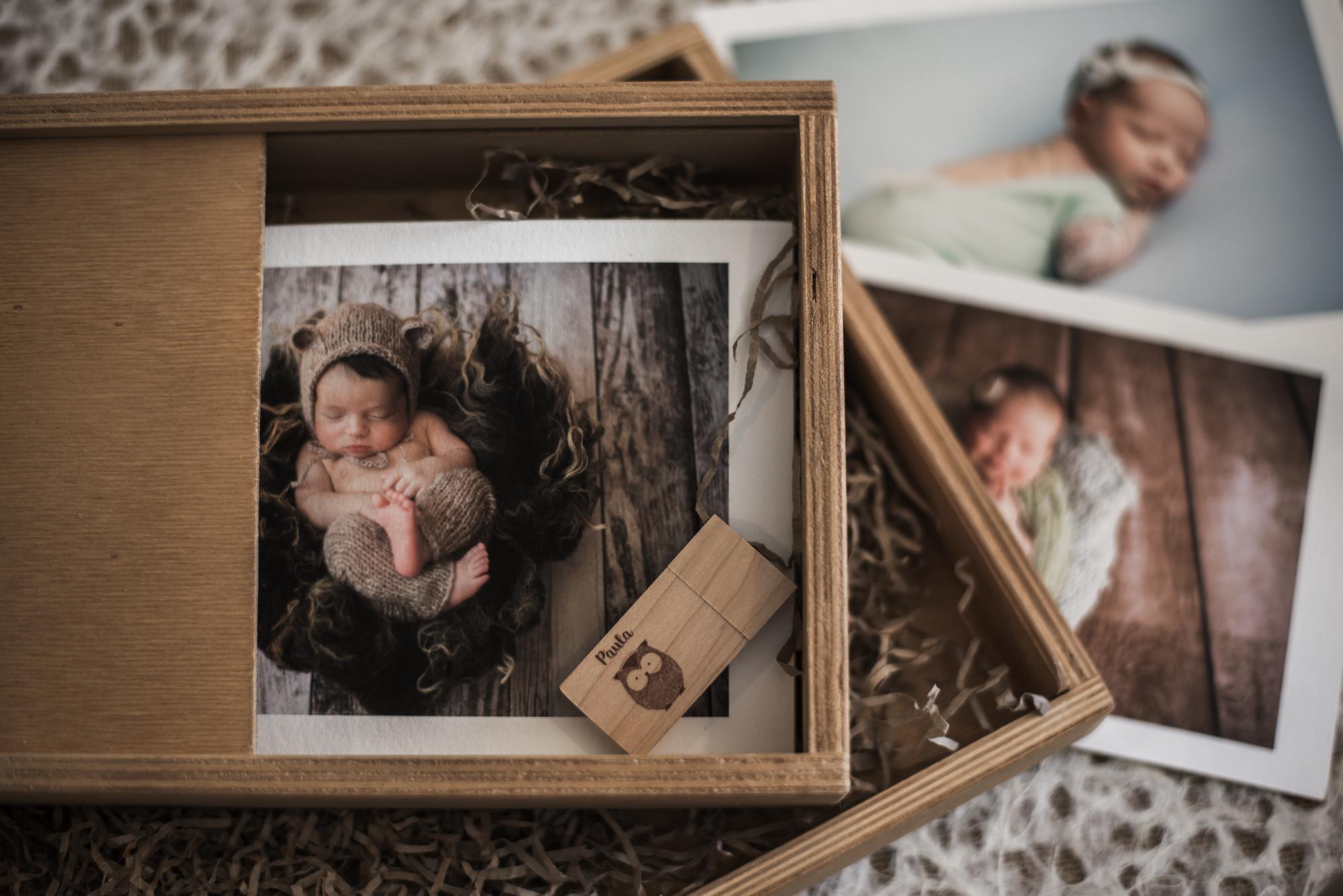 Caja Woodencase roller de madera de pino con fotos baby